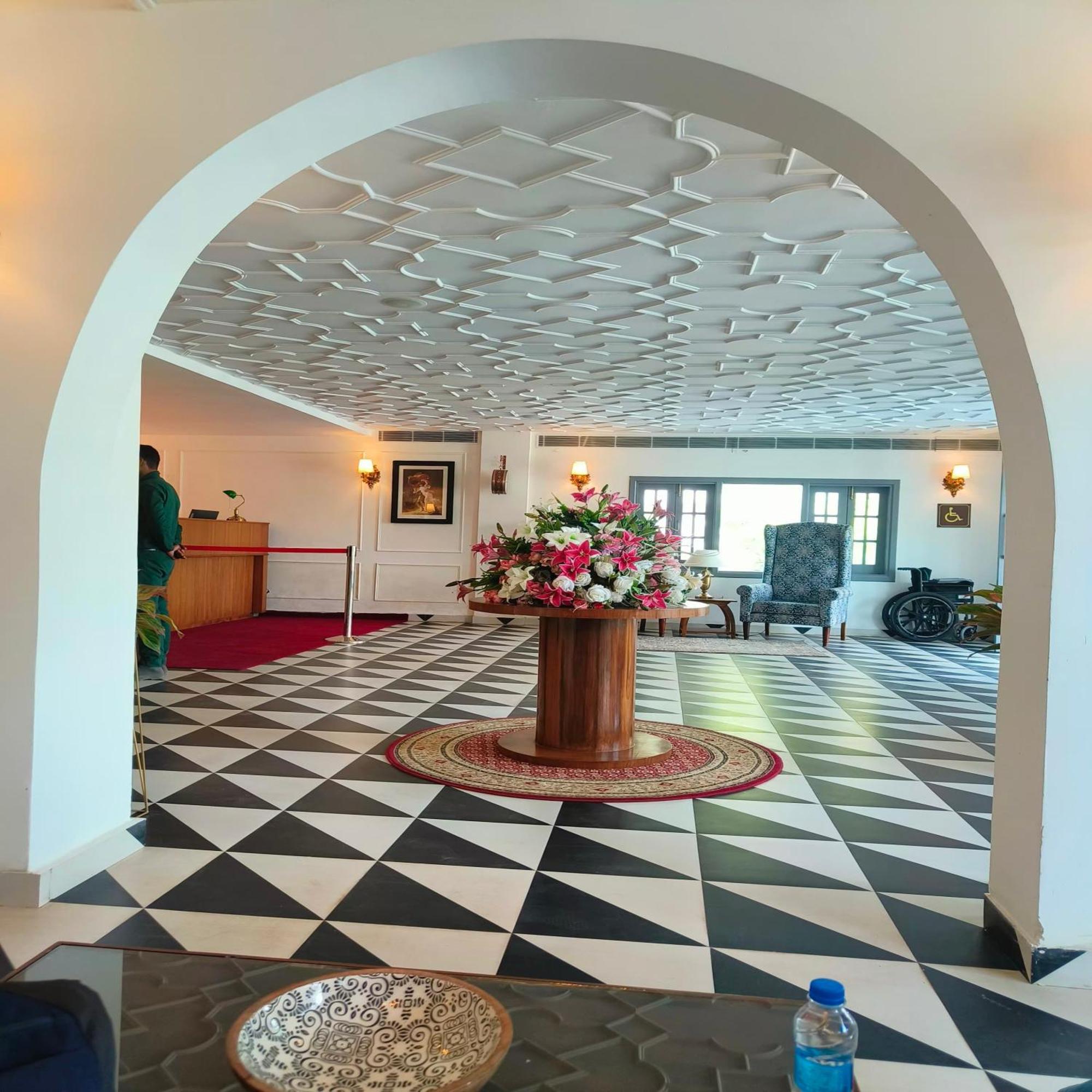 Welcomheritage Santa Roza Kasauli Esterno foto